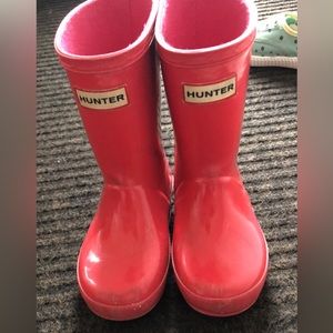 Pink hunter for kids